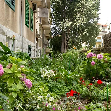 Old Town & Free Parking - Sweet Dado With Balcony Lejlighed *