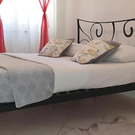 Lägenhet Old Town & Free Parking - Sweet Dado With Balcony *