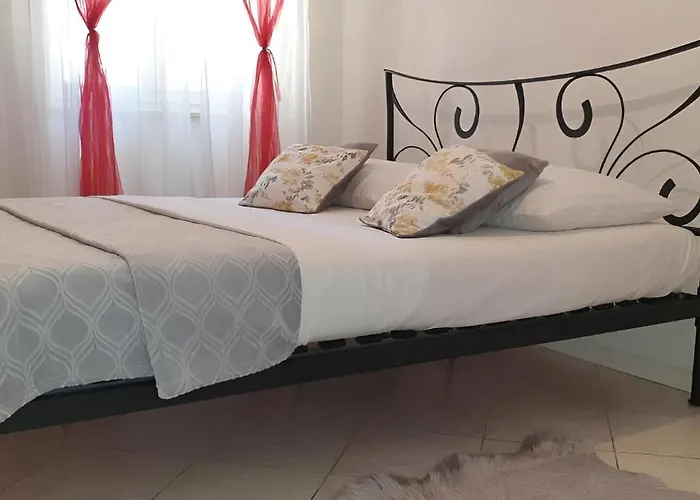شقة Old Town & Free Parking - Sweet Dado With Balcony *